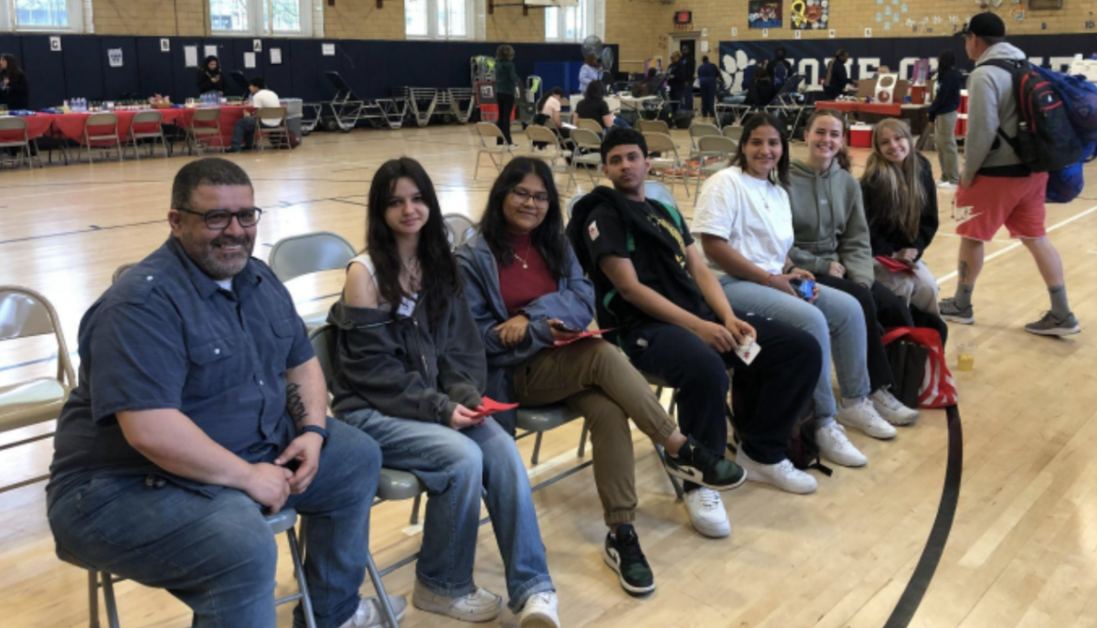 Students and faculty wait to donate blood. Photo provided by Toni Rosario.